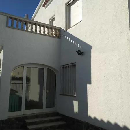 Holiday home Bahia 65-c Empuriarent Empuriabrava